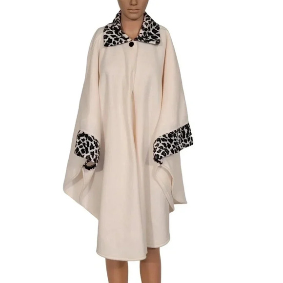 Preston & York Winter  Leopard  Animal Print Sweater Poncho Size All - Picture 1 of 5